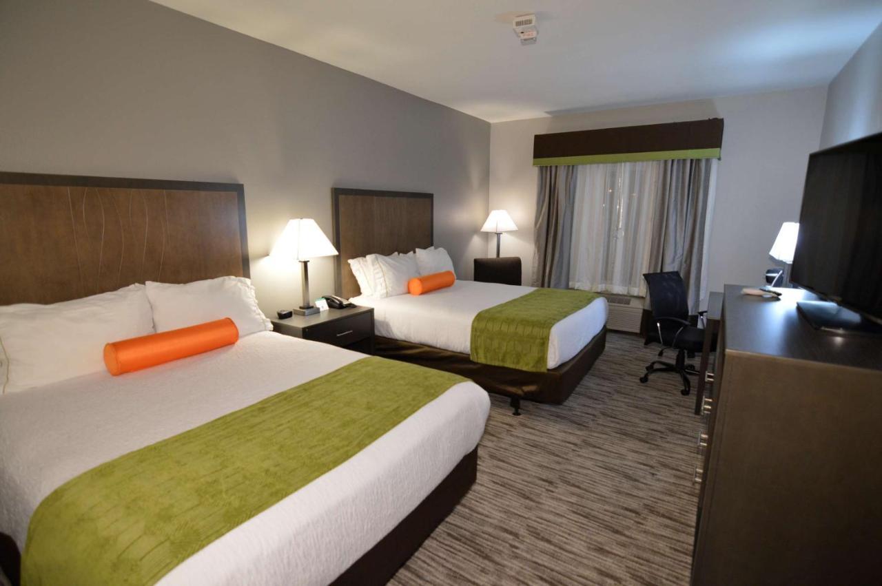 Best Western Plus Liberal Hotel & Suites Екстер'єр фото